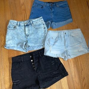 Cuffed shorts bundle
